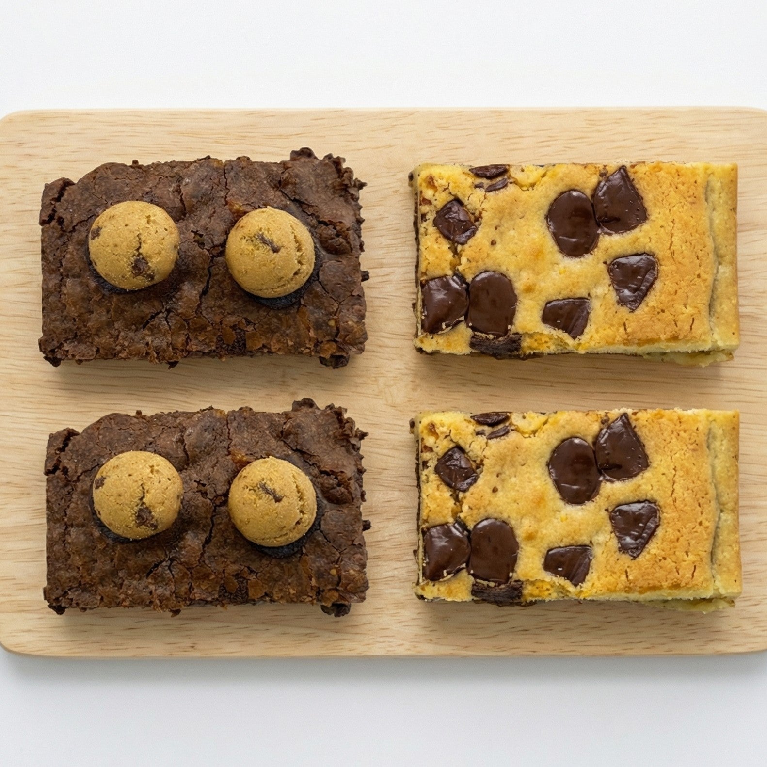 Pack de 4 Brownies Mix: 2 de Cookies y 2 Blondies B&W - Pastelería Butterfly